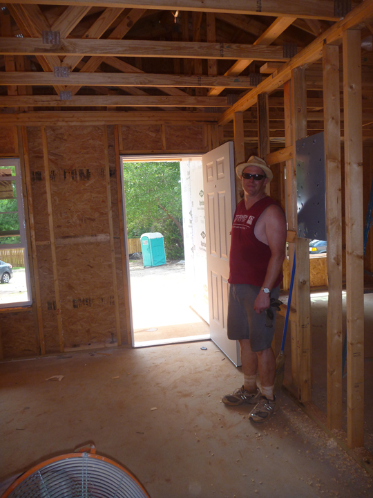 Hanging the front door 