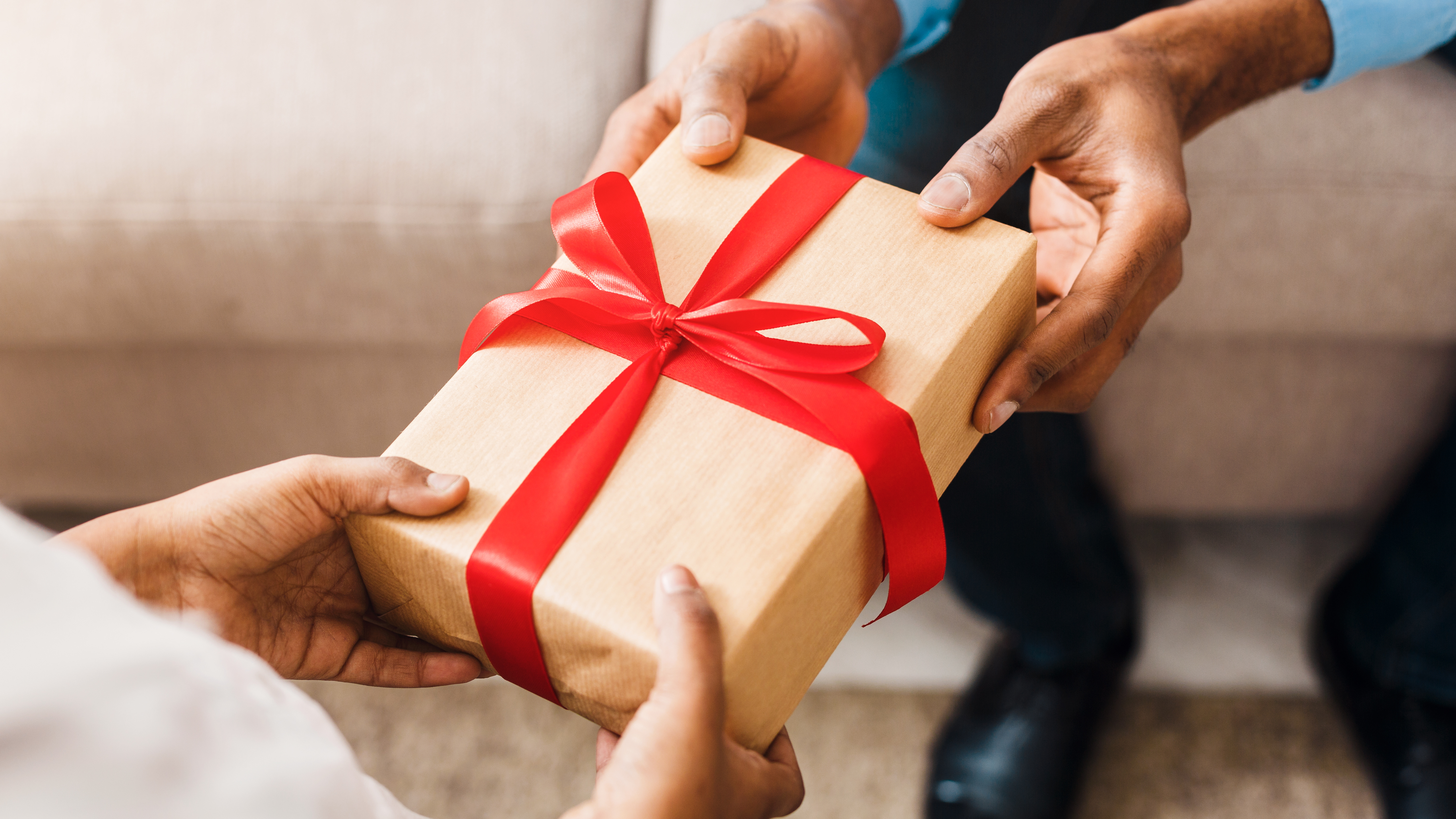 5 Awesome Donor Gift Ideas for Your 2020 Fundraising Deneen Pottery