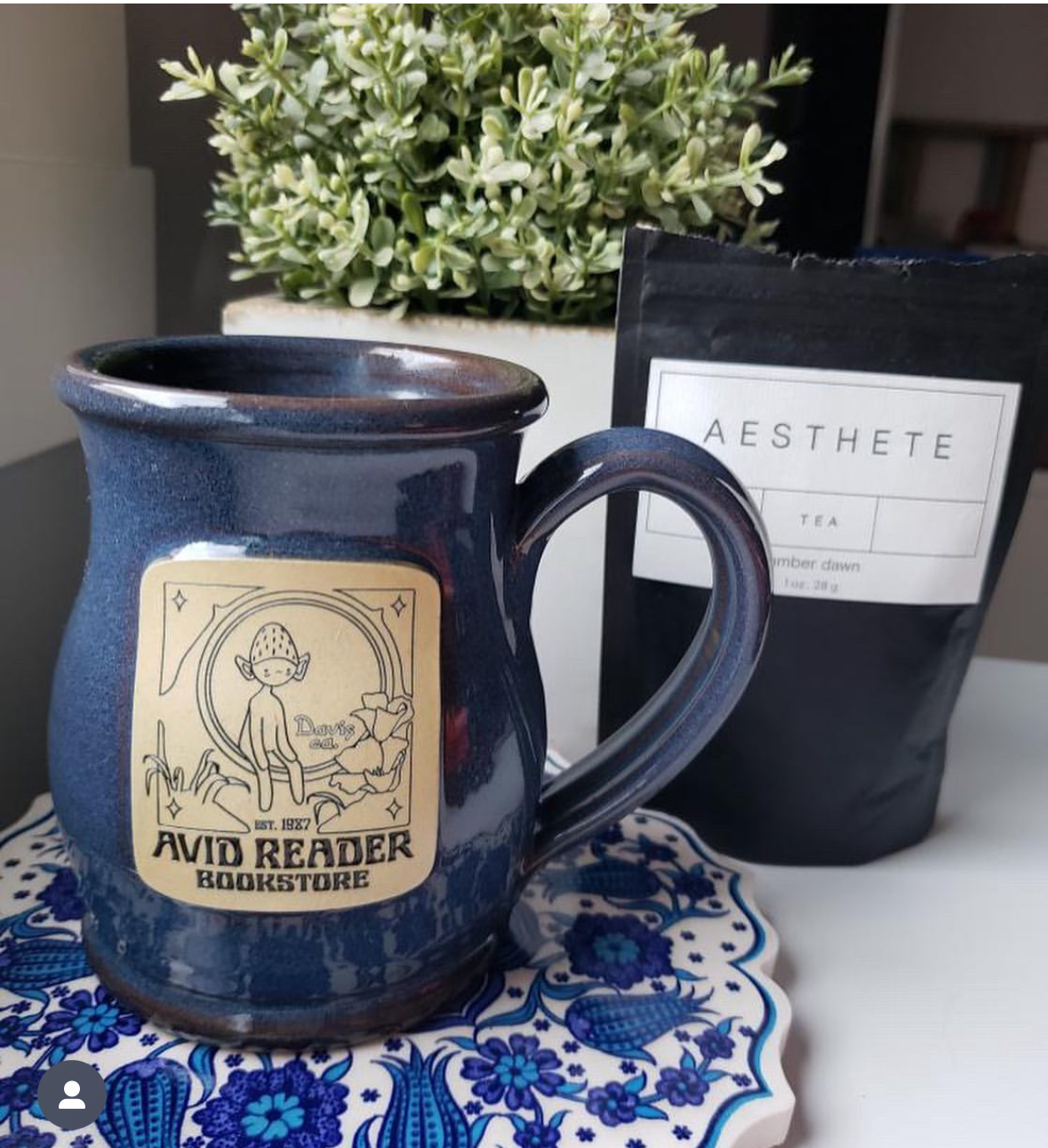 denim avid reader mug